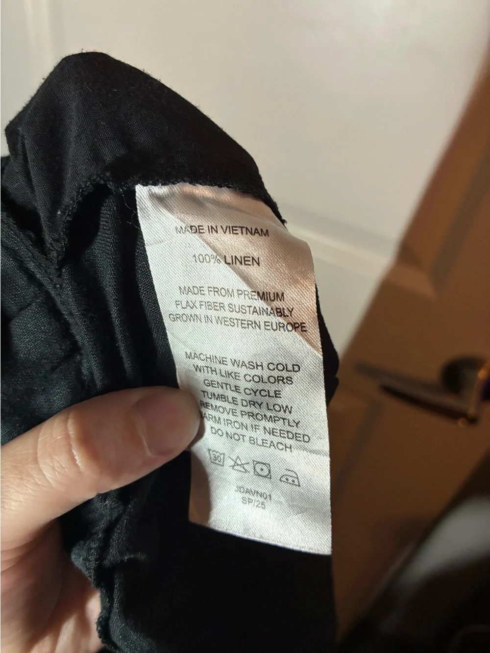 Quince pleated trouser
